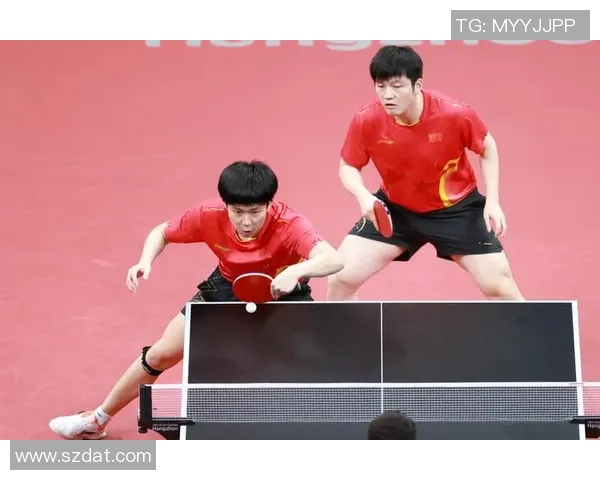 全运会乒乓球男单半决赛樊振东逆转王楚钦成功晋级决赛展现强大实力 全运会乒乓球男单半决赛樊振东逆转王楚钦成功晋级决赛展现强大实力